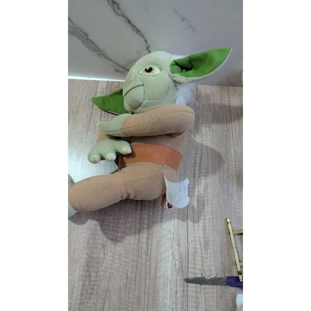 Star Wars Sitting Yoda‎ Large Stuffed Plush Toy Master Jedi  10: sitting